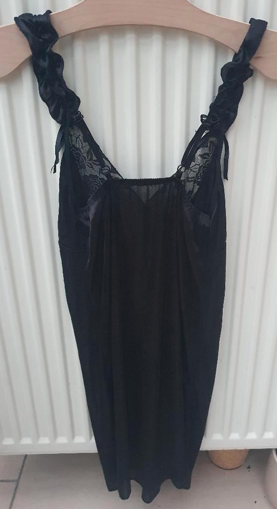 Valentijnsidee: Zwart nachtkleedje maat S/M, Vêtements | Femmes, Sous-vêtements & Lingerie, Vêtements de nuit, Noir, Enlèvement ou Envoi