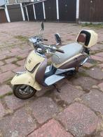 A klasse retrostijl Scooter, Fietsen en Brommers, Brommers | Overige merken, Ophalen of Verzenden, Zo goed als nieuw