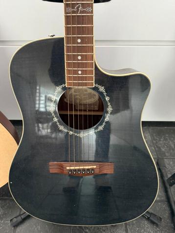 Fender bucket 300ce beschikbaar voor biedingen