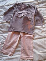 Ensemble neuf pantalon rose et t-shirt taupe 24 mois, Fille, Ensemble, Enlèvement ou Envoi, Neuf