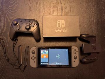 Nintendo Switch + Pro controller + 7 topgames beschikbaar voor biedingen