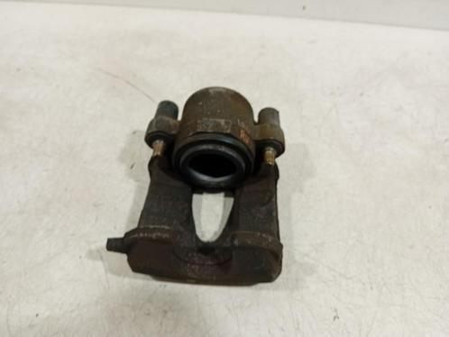 REMKLAUW RECHTS VOOR Seat Ibiza ST (6J8) (01-2010/07-2016), Auto-onderdelen, Remmen en Aandrijving, Seat, Gebruikt