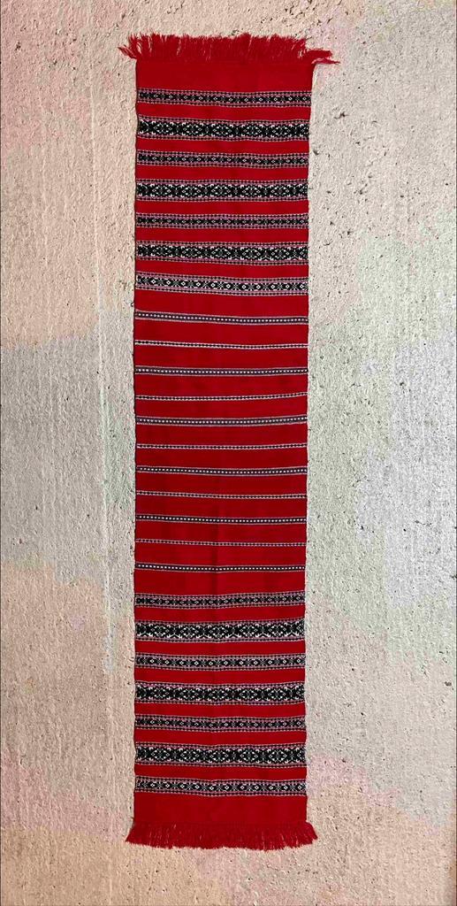 Tafelloper tafelkleed Ecuador rood gestreept 200/46, Huis en Inrichting, Tafelkleden, Gebruikt, Ophalen of Verzenden