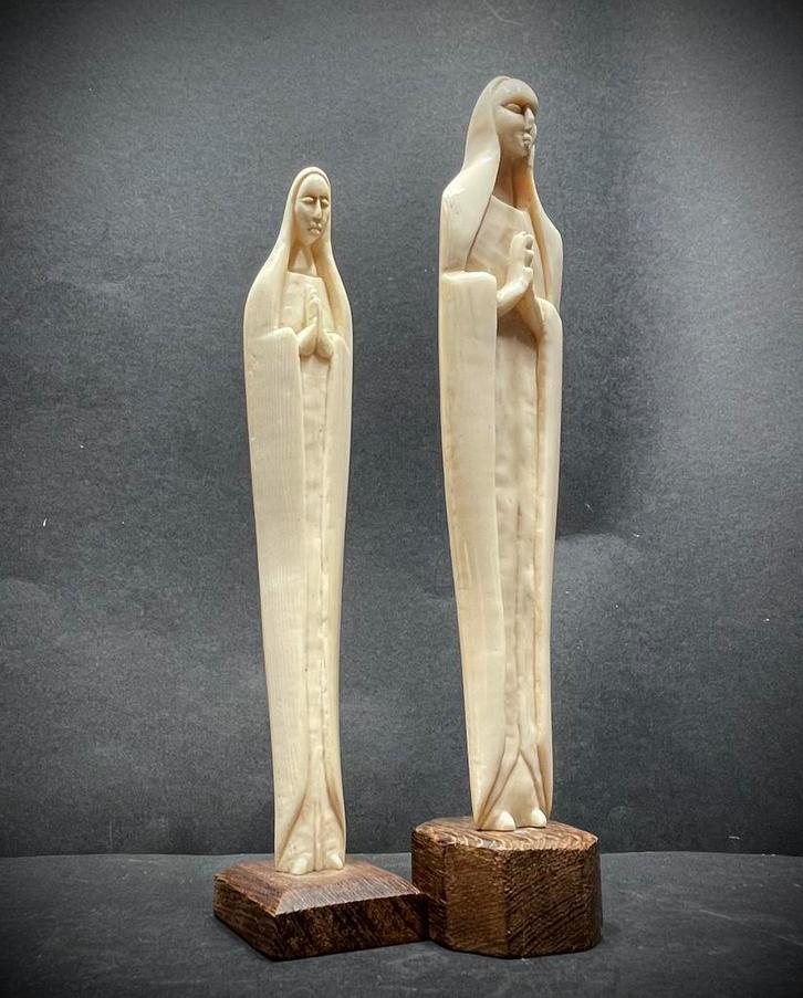 Antieke biddende religieuze figuren ca.1900, Verzamelen, Religie, Gebruikt, Overige religies, Ophalen of Verzenden