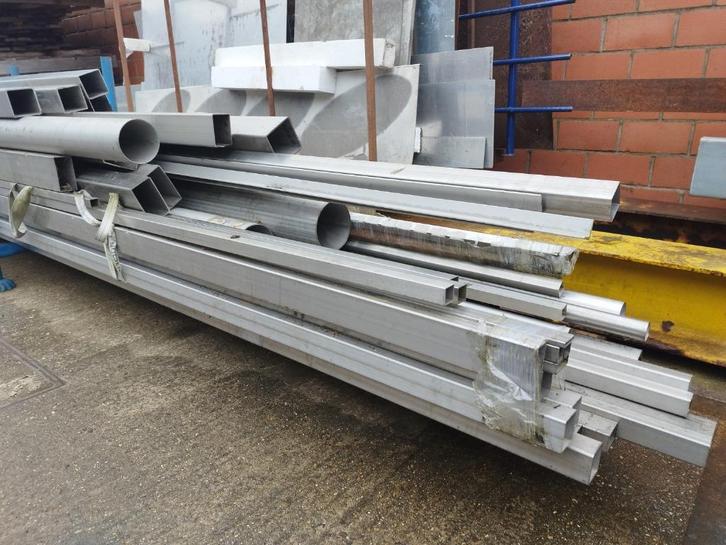 INOX ronde buizen - vierkant / rechthoekige kokers - buizen, Doe-het-zelf en Bouw, Metalen, Nieuw, Overige metalen, Ophalen