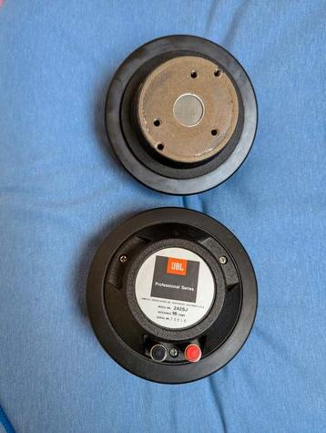 Paire de moteurs de compression JBL 2425 disponible aux enchères