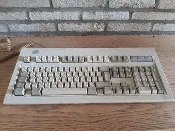 IBM modèle M, Enlèvement ou Envoi, Azerty, Comme neuf, Filaire