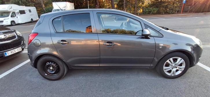 Opel Corsa 1.2 Benzine  2010 122000km, Auto's, Opel, Bedrijf, Corsa, ABS, Airconditioning, Centrale vergrendeling, Cruise Control