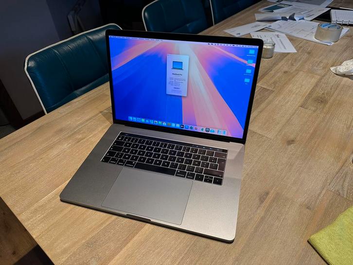 Apple MacBook Pro 2019, 15”, Computers en Software, Apple Macbooks, Zo goed als nieuw, MacBook, 15 inch, 2 tot 3 Ghz, 512 GB, 16 GB