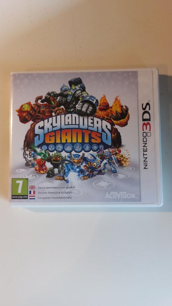 Skylanders Giants spel + 7 figuren voor Nintendo 3DS, Consoles de jeu & Jeux vidéo, Jeux | Nintendo 2DS & 3DS, Comme neuf, Enlèvement