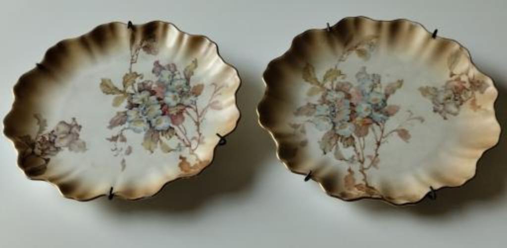 2 Antieke borden, Ophalen