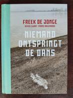CD + BOEK : FREEK DE JONGE - NIEMAND ONTSPRINGT DE DANS  **, Ophalen of Verzenden, Zo goed als nieuw