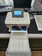 Canon Selphy CP1000 fotoprinter

compacte fotoprinter, Computers en Software, Pocketprinters, Ophalen of Verzenden, Zo goed als nieuw