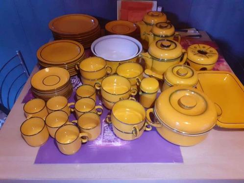 THOMAS GERMANY serviesset Jaar 70-80'., Huis en Inrichting, Keuken | Servies, Nieuw, Compleet servies, Overige stijlen, Porselein