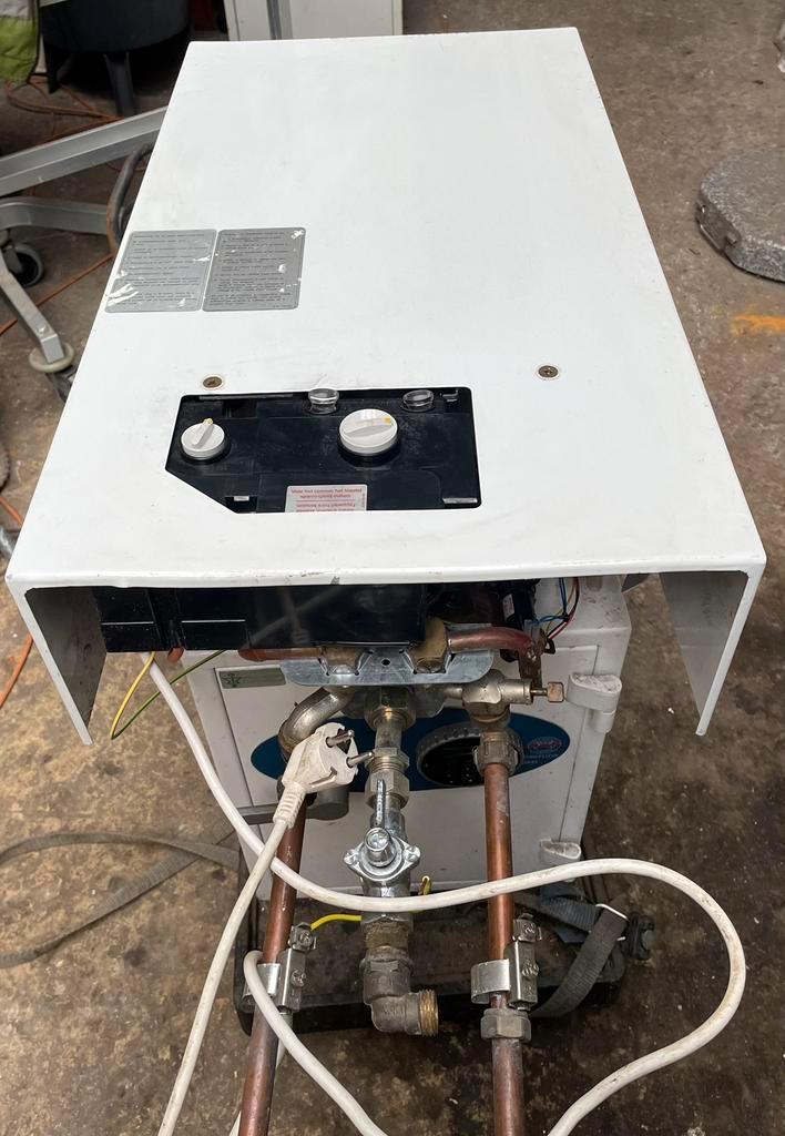 Chauffe eau, Bricolage & Construction, Chauffe-eau & Boilers, Utilisé, Chauffe-eau, Gaz naturel, Enlèvement