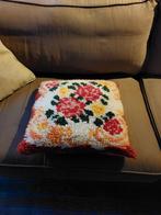 vintage handgemaakte kussen, Huis en Inrichting, Woonaccessoires | Kussens, Ophalen of Verzenden, Zo goed als nieuw