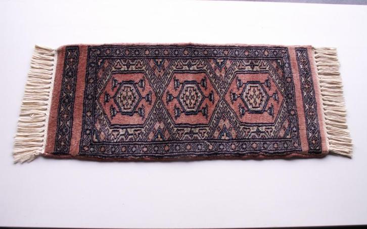 Karachi Super, rechthoekig sierkleedje, 59/27 cm., Antiek en Kunst, Antiek | Tapijten, Tafelkleden en Textiel, Ophalen of Verzenden