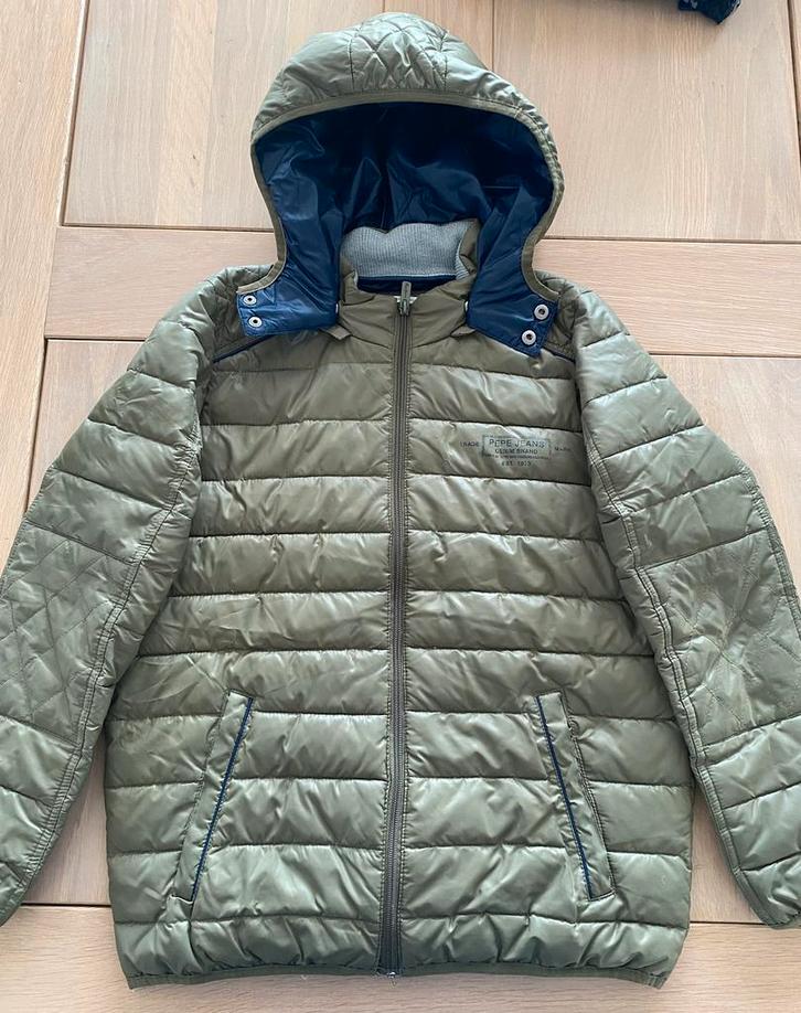 Jongens groene winterjas Pépé Jeans maat 164/14 jaar, Kinderen en Baby's, Kinderkleding | Maat 176, Zo goed als nieuw, Jas, Ophalen of Verzenden