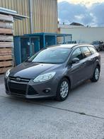 FORD FOCUS 1.6TDCI EURO 5 / 2013, Auto's, Ford, Focus, Euro 5, Zwart, 4 cilinders