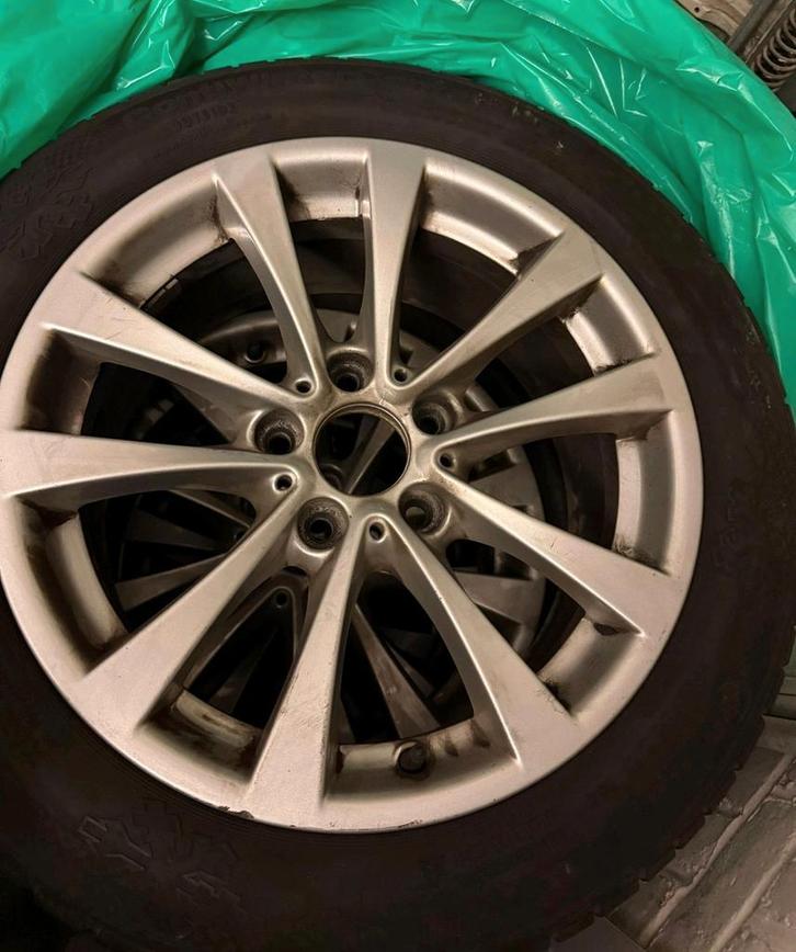 Jantes BMW + pneus d'hiver Continental 225/50 R17 94H, Autos : Pièces & Accessoires, Pneus & Jantes, Jante(s), Pneus hiver, 17 pouces