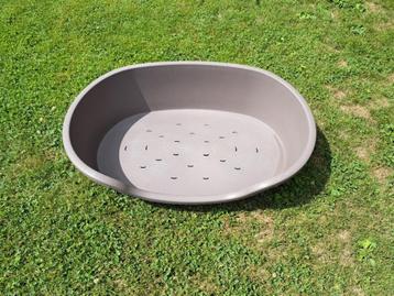 Hondenmand 90 x 60 in goede staat beschikbaar voor biedingen