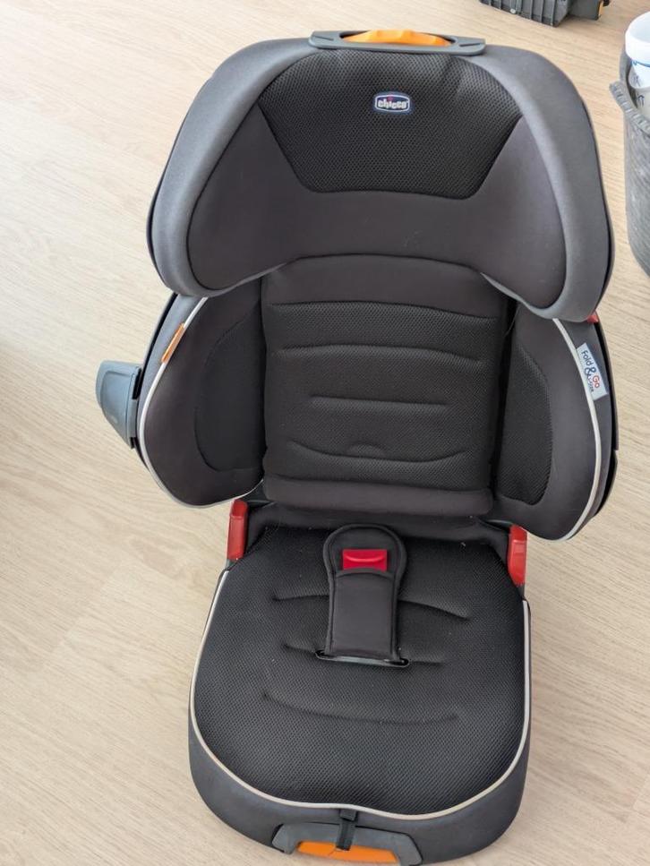 Autostoel/autostoeltje Chicco Fold&Go iSize, Kinderen en Baby's, Autostoeltjes, Zo goed als nieuw, Chicco, 15 t/m 36 kg, Autogordel of Isofix