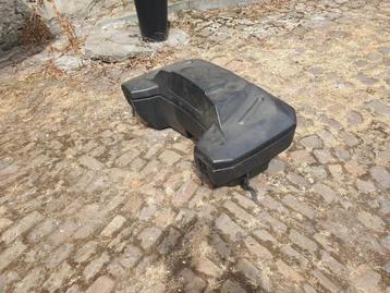 Coffre quad rigide beschikbaar voor biedingen