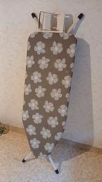 Strijkplank, Elektronische apparatuur, Strijkijzers en Strijkplanken, Ophalen