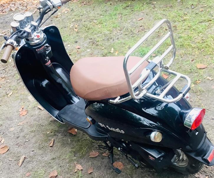 Scooter klasse B mooie staat ( zie beschrijving), Fietsen en Brommers, Scooters | Kymco, Zo goed als nieuw, Overige modellen, Klasse B (45 km/u)