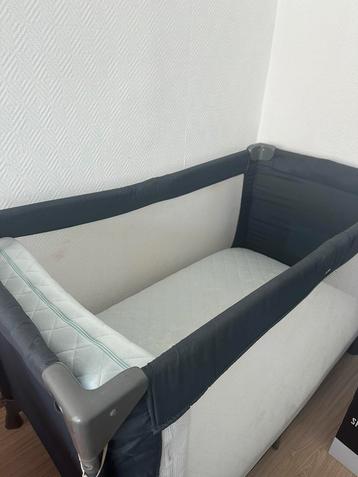 Baby park bed en ikea bed plus een baby draaiplateau