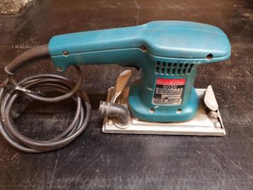 schuurmachientje  beschikbaar voor biedingen