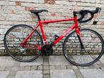 B’Twin Triban 3 Aluminium Racefiets met Carbon Vork(maat 50), Fietsen en Brommers, Ophalen, Zo goed als nieuw, Aluminium