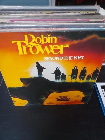 lp - robin trower - beyond the mist beschikbaar voor biedingen