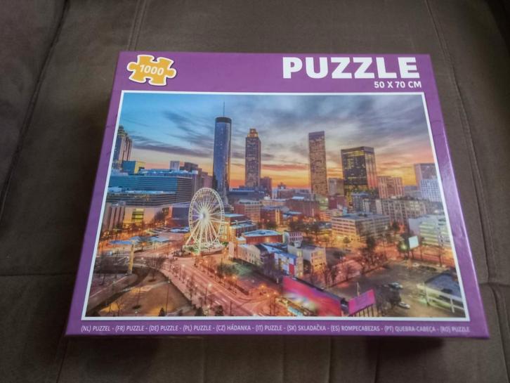 Puzzel 1000 stuks - Stadsuitzicht, Hobby en Vrije tijd, Denksport en Puzzels, Gebruikt, Legpuzzel, 500 t/m 1500 stukjes, Ophalen of Verzenden