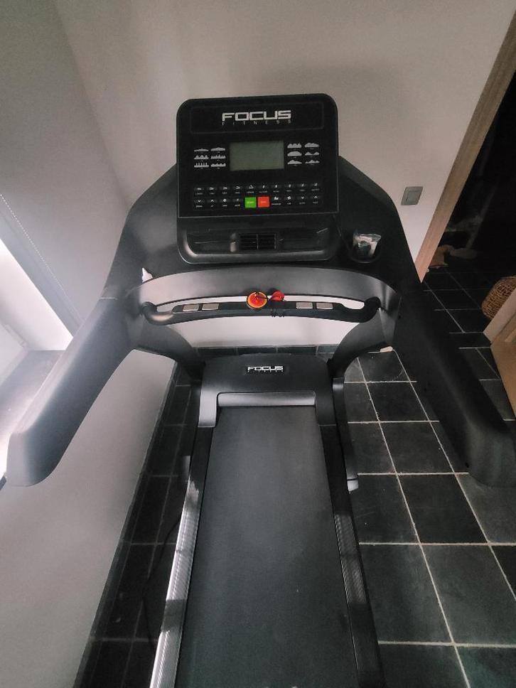 Tapis de course avec inclinaison, Sports & Fitness, Appareils de fitness, Comme neuf, Tapis roulant, Jambes, Abdominaux, Aluminium