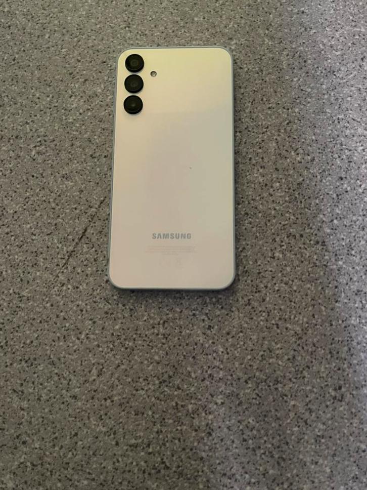 Samsung Galaxy A15 – defect (waterschade), Télécoms, Téléphonie mobile | Samsung, Ne fonctionne pas, Galaxy A, 64 GB, Sans abonnement