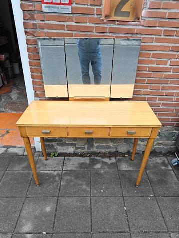 Meuble vintage années 60's coiffeuse maquillage SICAME  beschikbaar voor biedingen
