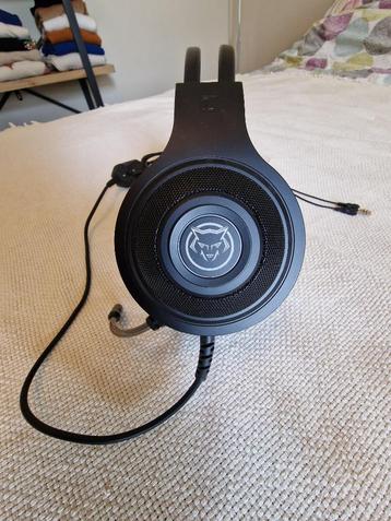 Gaming headset – over-ear met mic en volumecontrole beschikbaar voor biedingen