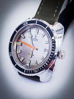 YEMA Sous-Marine Ebauche 3611, Bijoux, Sacs & Beauté, Montres | Hommes, Montre-bracelet, Autres marques, Enlèvement ou Envoi, Acier