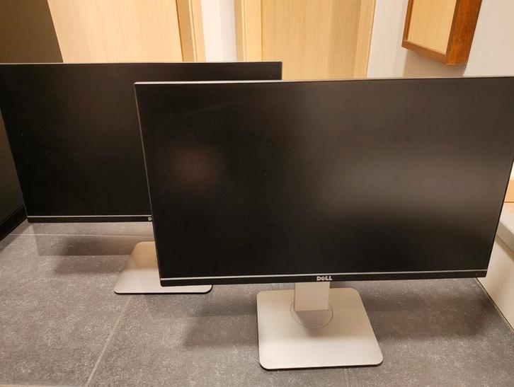 Moniteurs Dell Ultrasharp + support, Informatique & Logiciels, Moniteurs, Utilisé, DisplayPort, HDMI, Réglable en hauteur, Rotatif