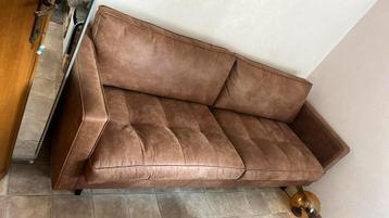 Mooie 3 tot 4 zit in cognac kleurig leder  beschikbaar voor biedingen