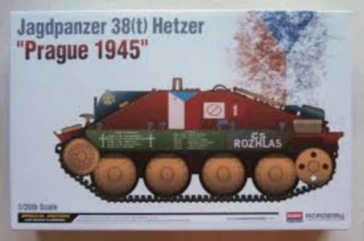 ACADEMY 13277 jagdpanzer 38(t) hetzer "Prague 1945" éch 1/35, Hobby & Loisirs créatifs, Modélisme | Voitures & Véhicules, Neuf