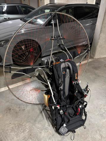 Paramotor-set ALS Spirit Stinger 185 + Spyder 3, Sport en Fitness, Zweefvliegen en Paragliding, Ophalen, Zo goed als nieuw, Paramotor