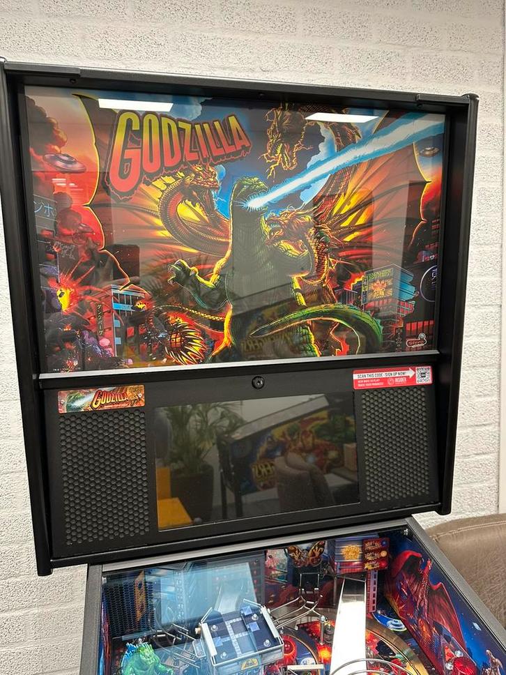 Stern Godzilla Premium, Verzamelen, Automaten | Flipperkasten, Zo goed als nieuw, Stern, Ophalen