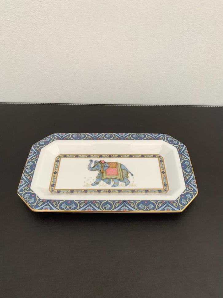 WEDGWOOD Vintage Rave/Empty Pouch (gemaakt in Engeland), Antiek en Kunst, Antiek | Porselein, Ophalen of Verzenden