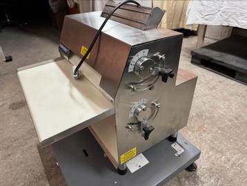 Pizza pletter deeg roller Somerset cdr-2000, Zakelijke goederen, Ophalen, Reinigen