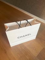 Sac fourre-tout Chanel Rue Cambon, Envoi