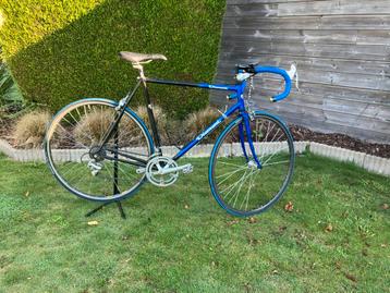Retro koersfiets Diamant beschikbaar voor biedingen