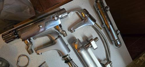 Nieuwe Grohe-mengkraan en kranen van andere merken, Doe-het-zelf en Bouw, Sanitair, Nieuw, Kraan, Inox, Ophalen