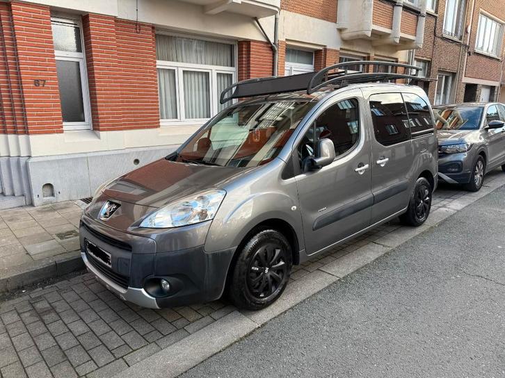 Peugeot partner  tepee 2010, Autos, Peugeot, Particulier, Partner, Caméra de recul, Phares directionnels, Airbags, Air conditionné